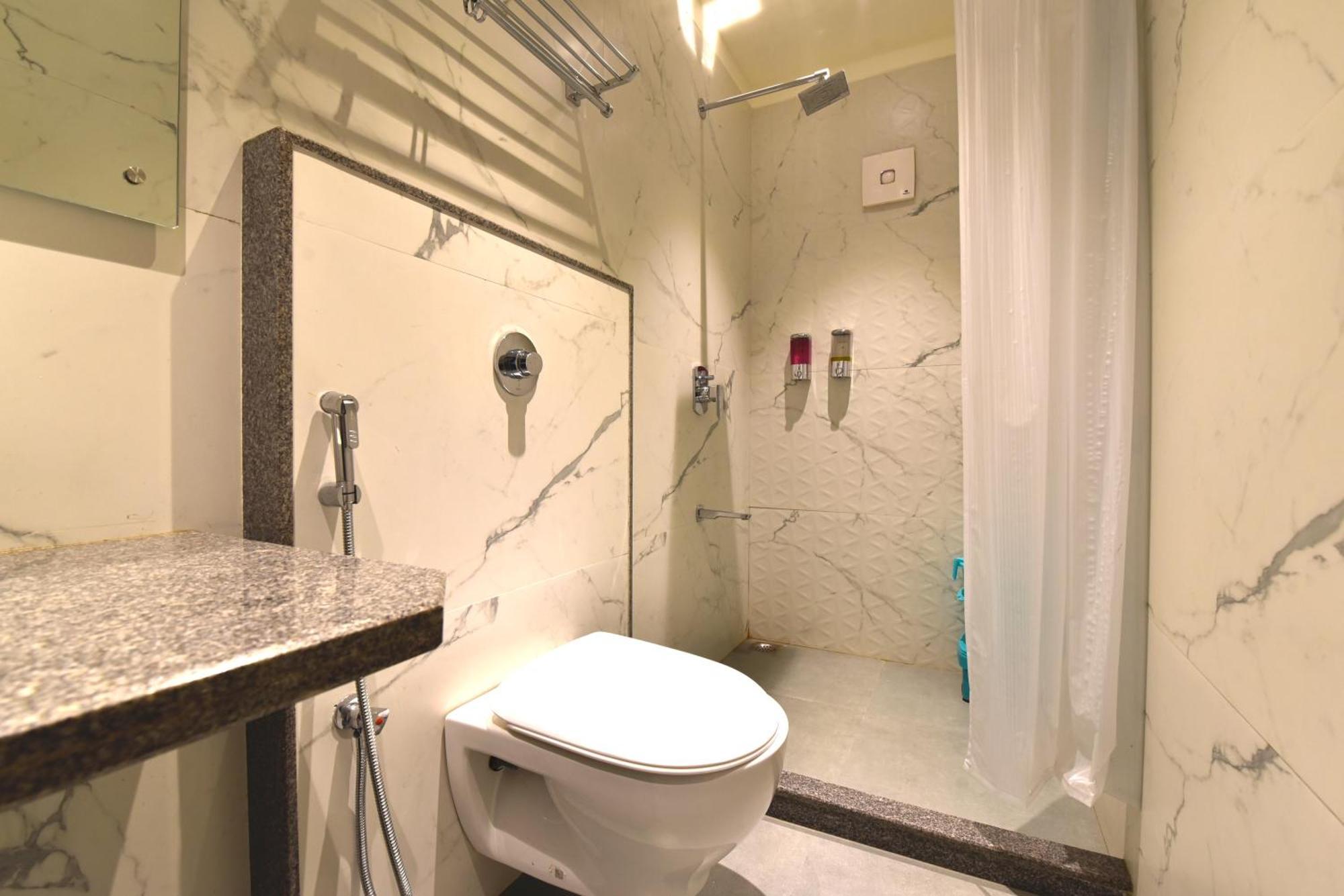 Bunglow 14, Rooms With Balcony Маунт Абу Екстериор снимка