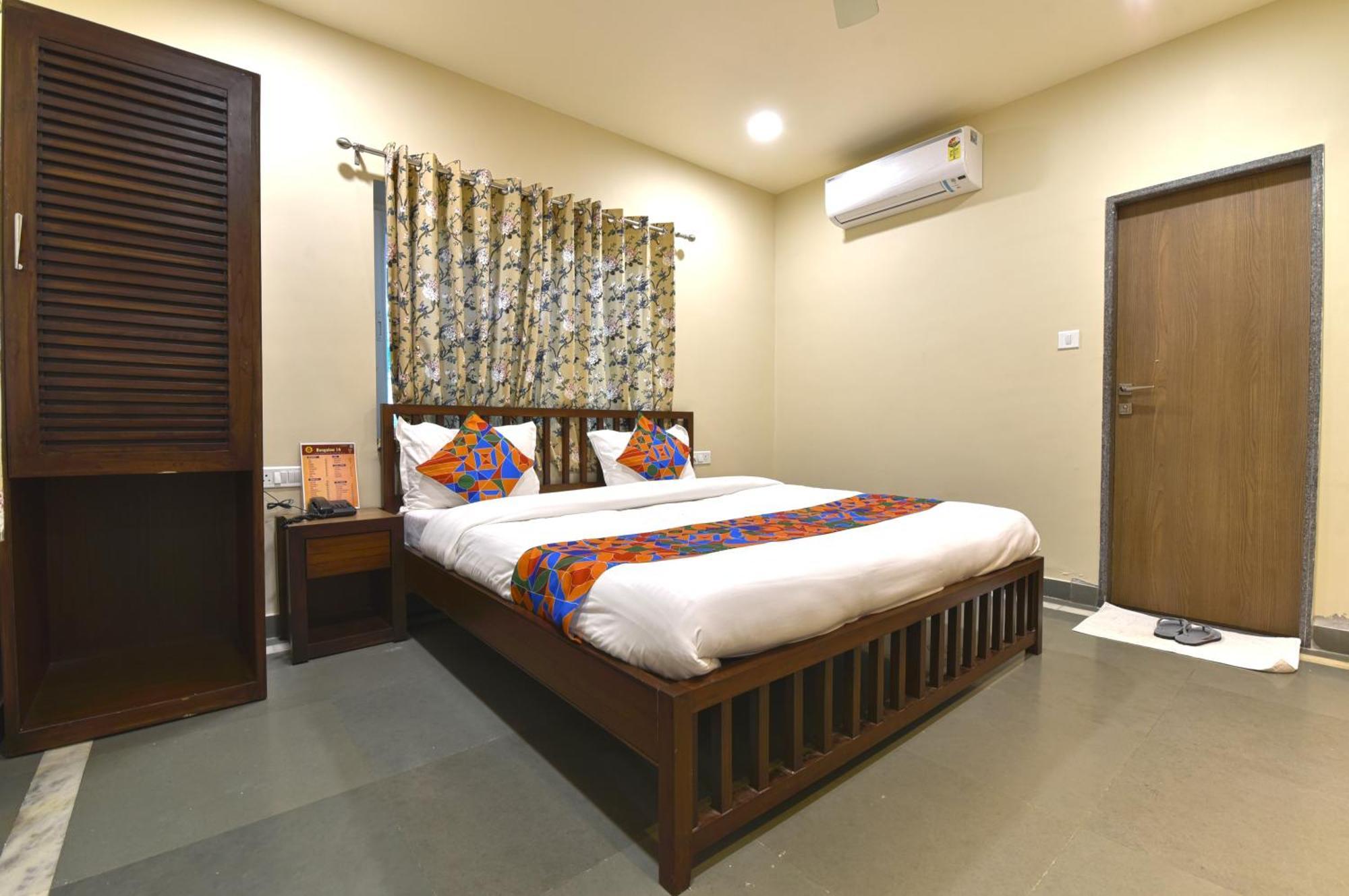 Bunglow 14, Rooms With Balcony Маунт Абу Екстериор снимка