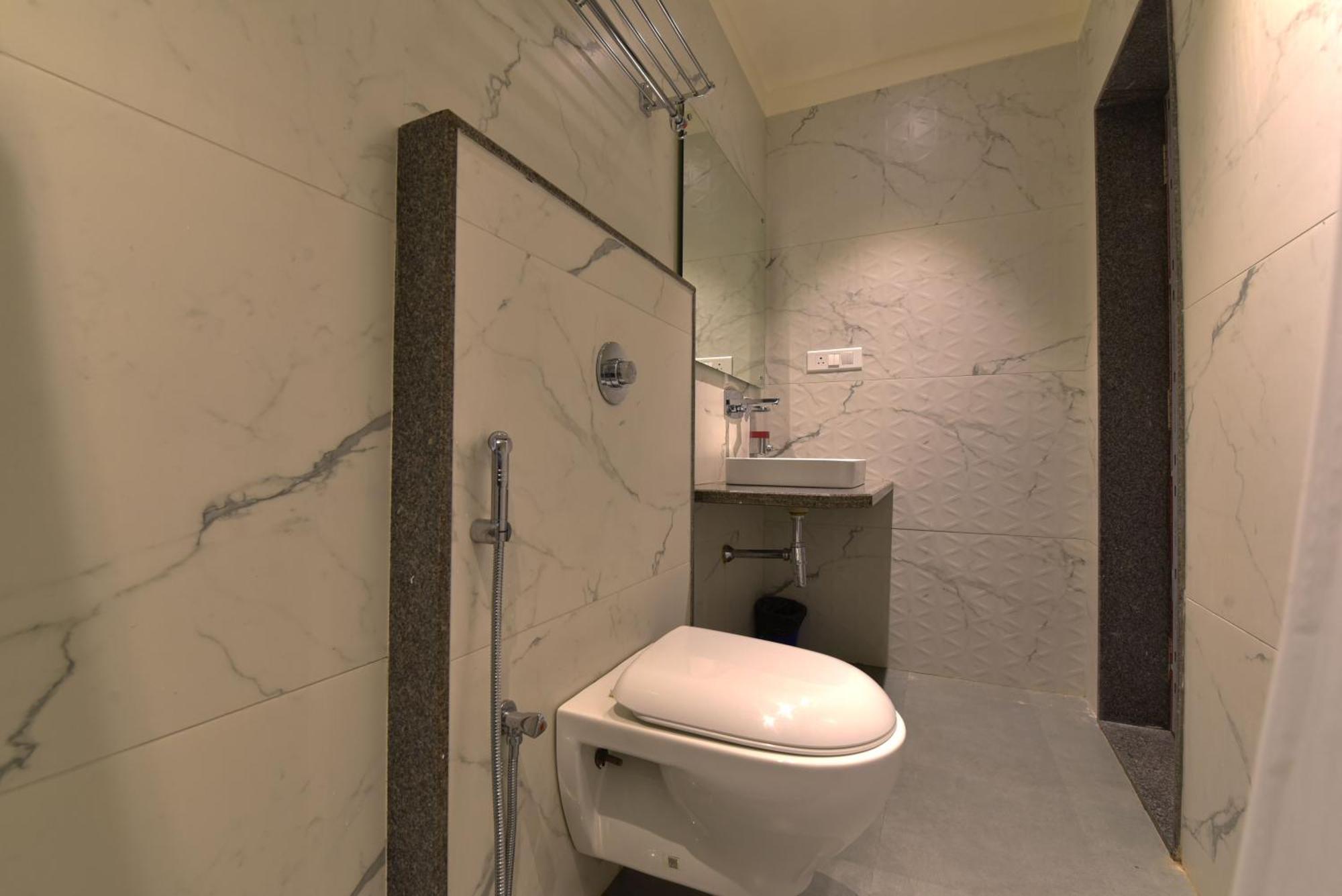 Bunglow 14, Rooms With Balcony Маунт Абу Екстериор снимка